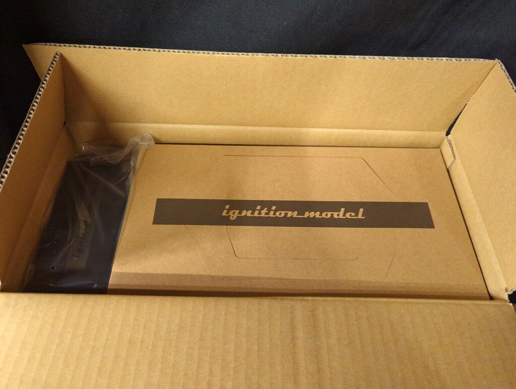 ignition model 1 18 Honda CIVIC EK 9 Type R Yellow With Engine