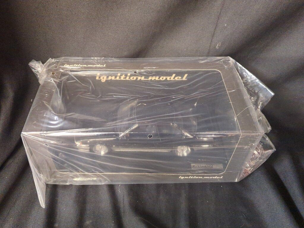 ignition model 1 18 Nissan Leopard F 31 Ultima TURBO Black Silver IG 1558