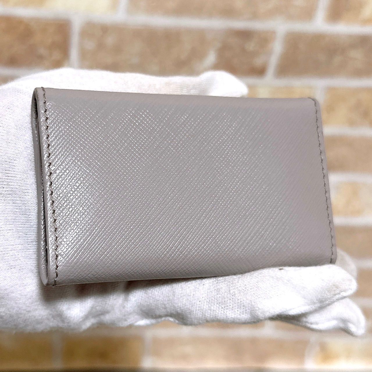 超美品) Ferragamo(フェラガモ)キーケース 6連 - メルカリ