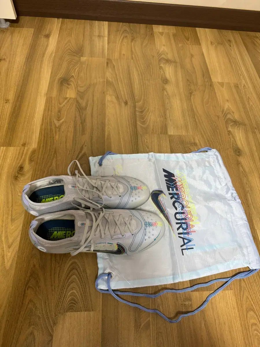 ナイキ マーキュリアル ベイパー 14 エリート FG