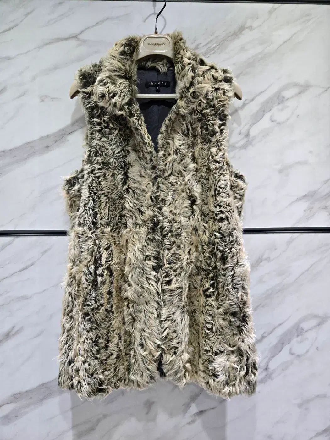セオリー リー リアル シープスキン ベスト