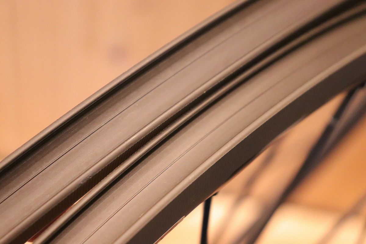 マヴィック MAVIC アールシス R-SYS SLR EXALITH アルミ クリンチャー