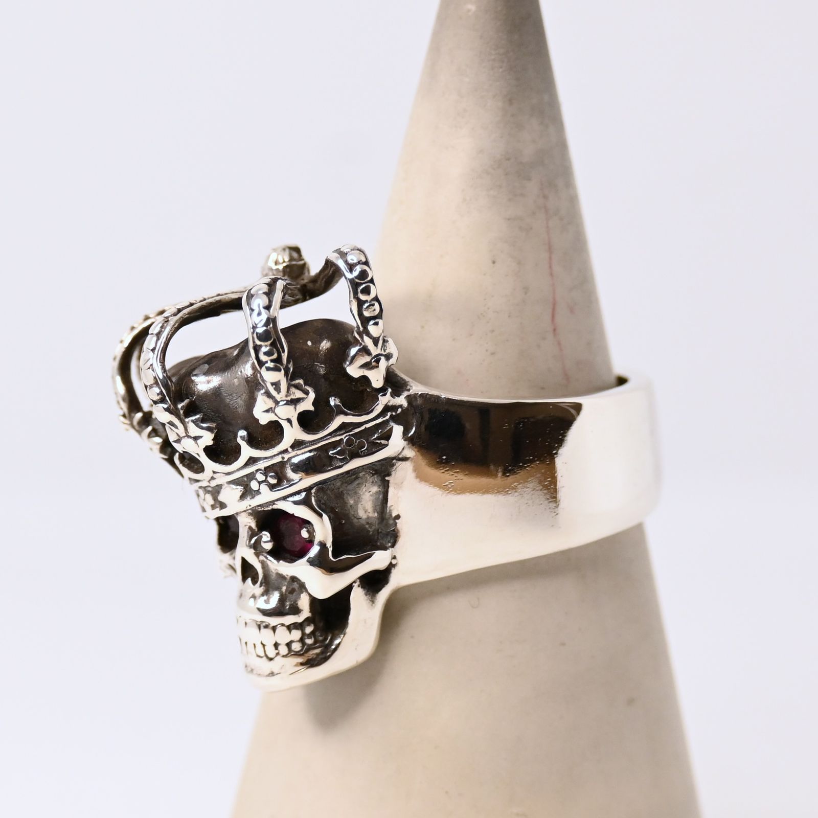 Justin Davisジャスティンデイビス　ドクロ　指輪　メンズ　スカルリング ジャスティンデイヴィス スカルリング