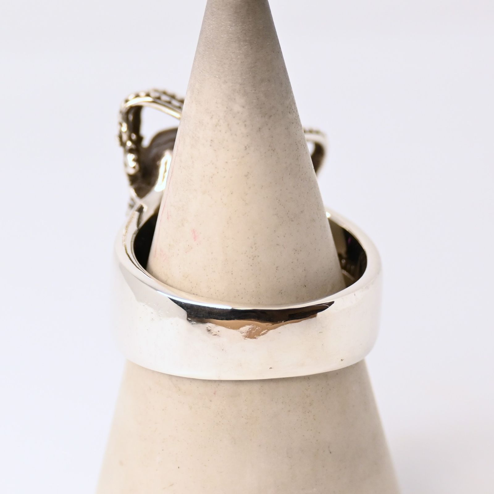 研磨済】 JUSTIN DAVIS ESSENTIAL SKULL リング ルビー 20号 SRJ155