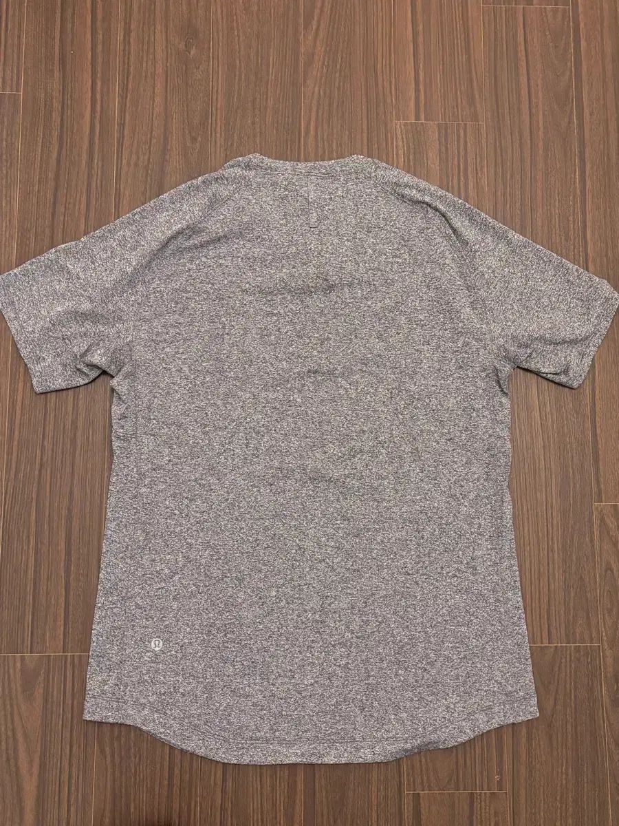 lululemon ライセンス トゥ トレイン ショート スリーブ Sサイズ