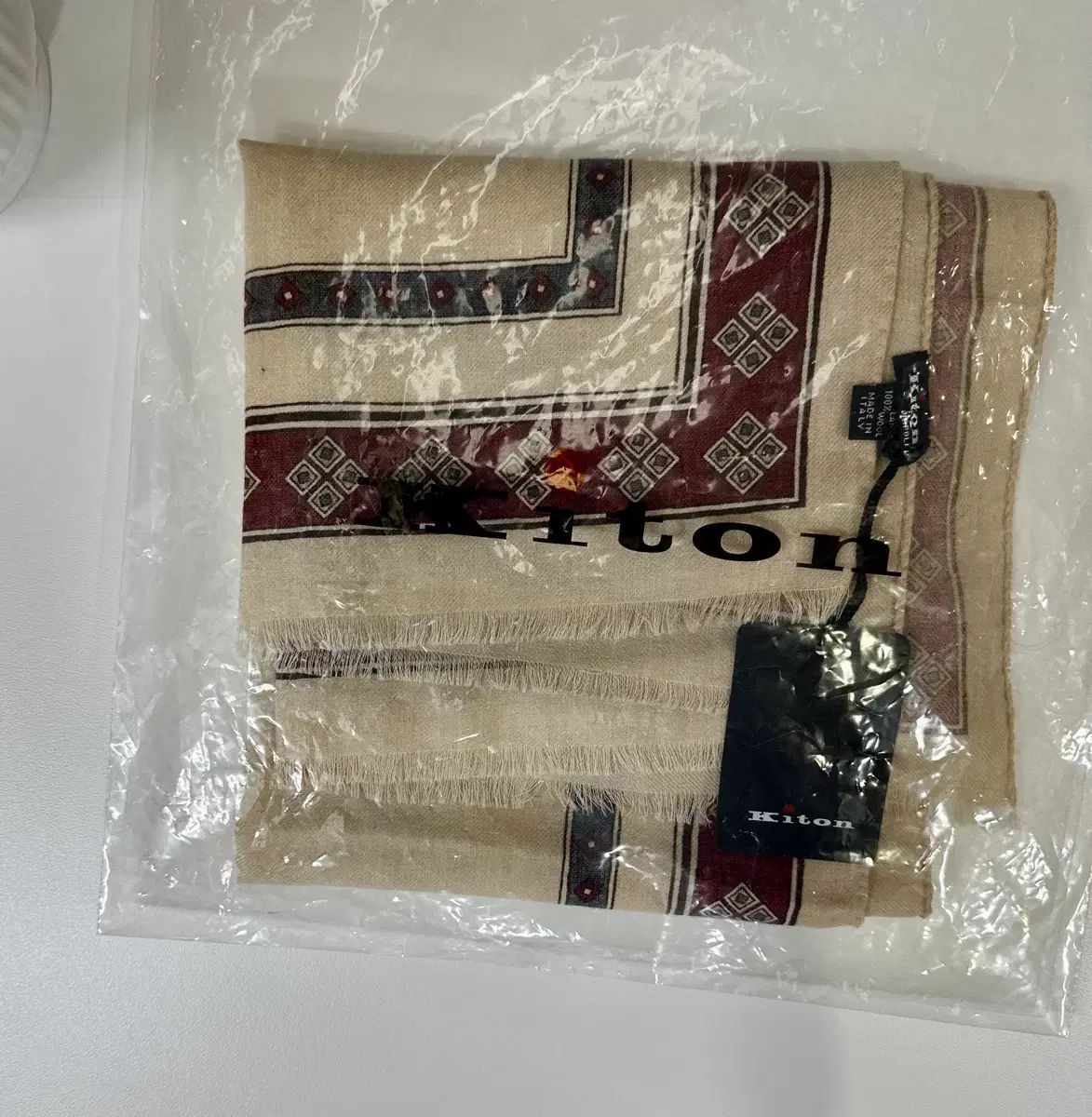  Kiton キートン ベージュ ピュア ウール スカーフ マフラー バンダナ スカーフ 小物