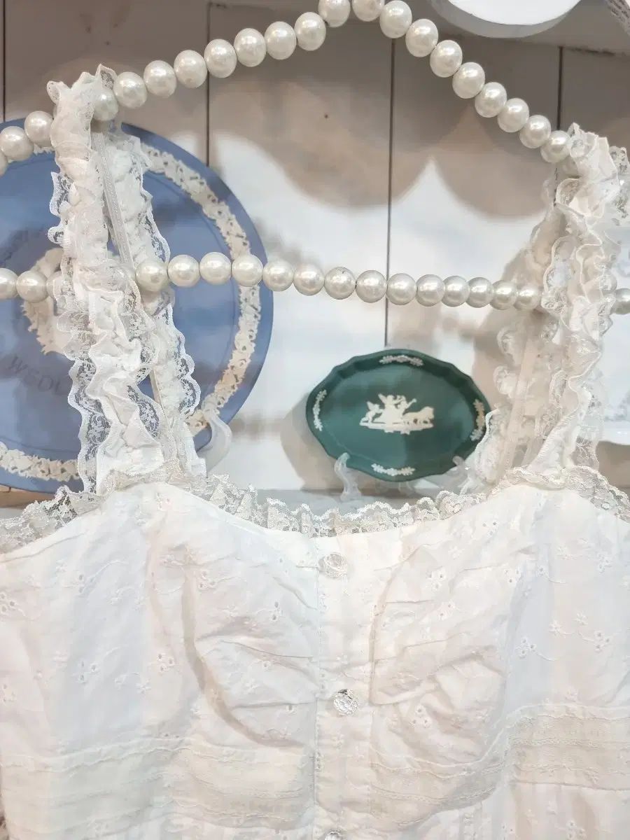 LIZ LISA リズリサ ワンピース 白 コットン エンブロイダリー レース ティアード