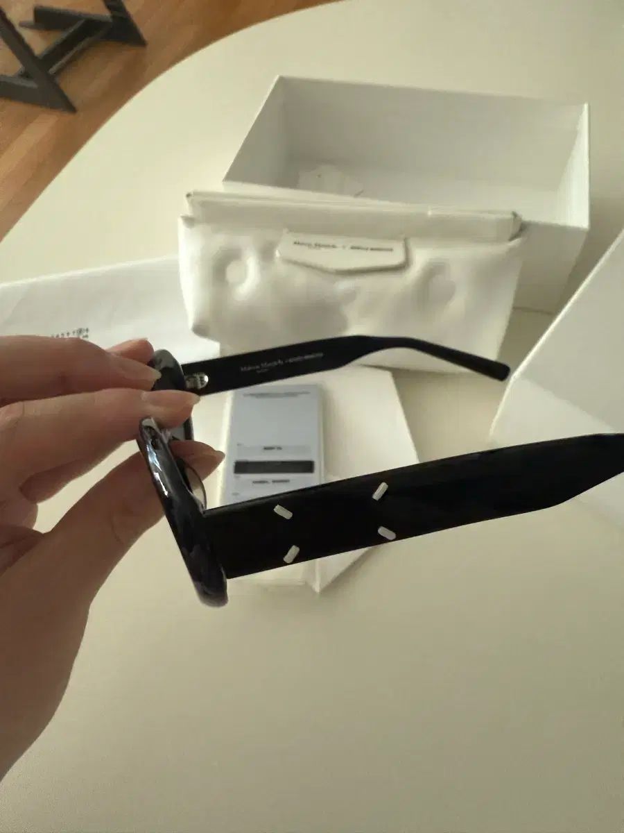 ジェントルモンスター X マルジェラ ブラック サングラス