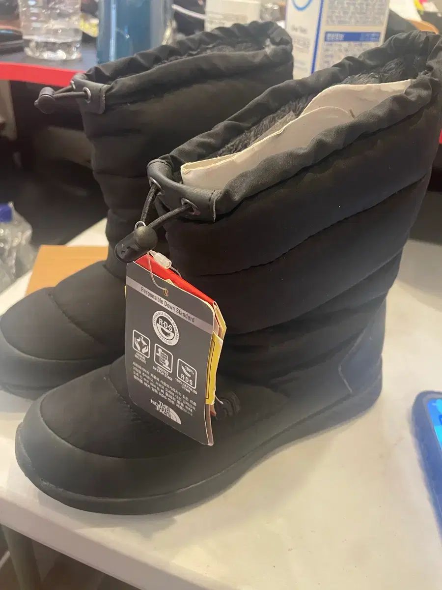 ザノースフェイス ダウン ブーツ ブラック