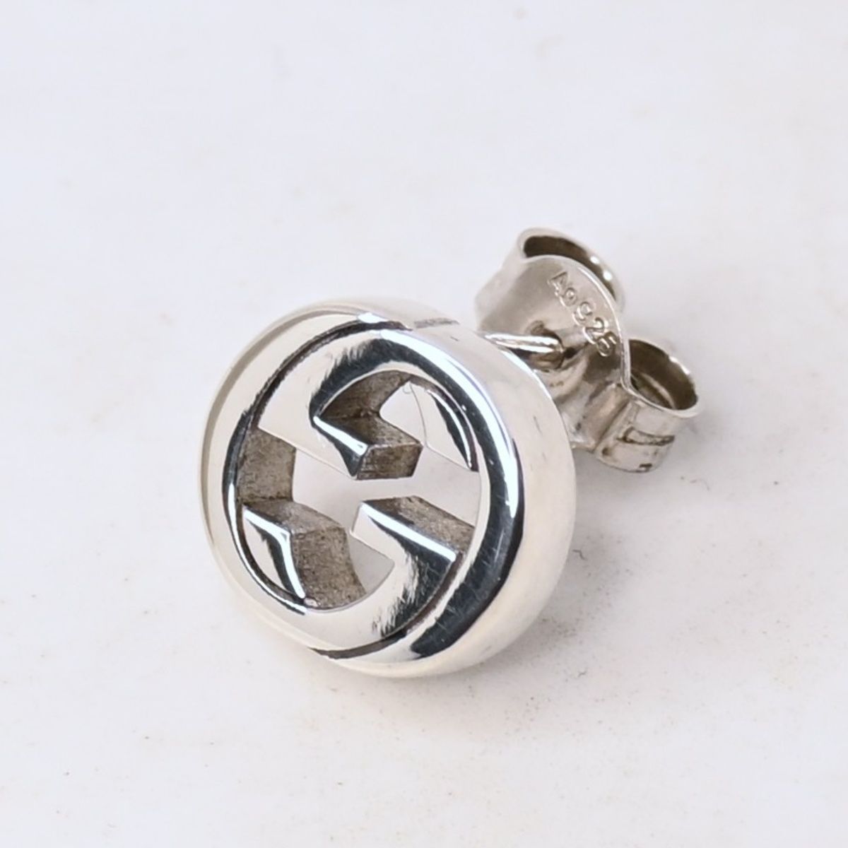 研磨済】GUCCI グッチ インターロッキングG ピアス 片耳用 Ag925