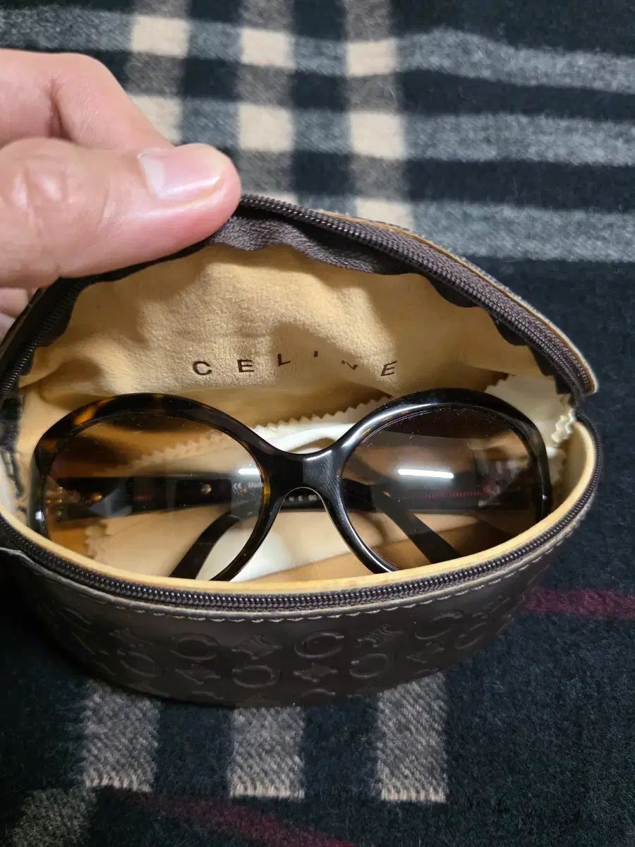 Celine セリーヌ ブラウン ウェリントン サングラス ケース含む