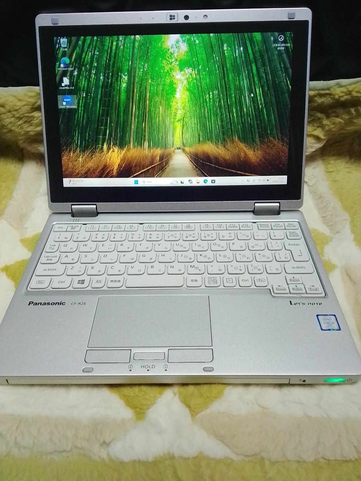 レッツノート CF RZ 6 メモリー8 GB Windows 11 超軽量