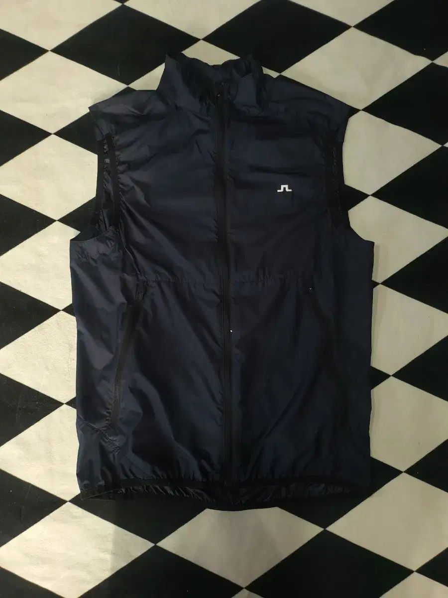 J LINDEBERG ジェイリンドバーグ ベスト S