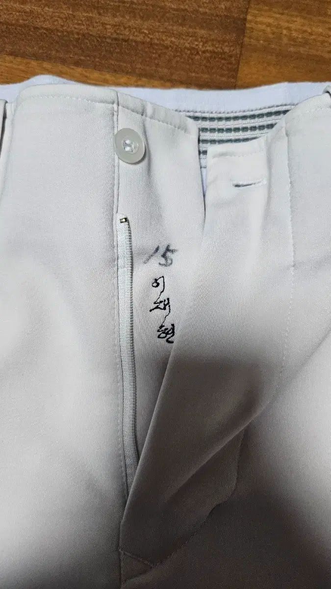 サムスン ライオンズ UNDER ARMOUR アンダーアーマー ズボン ヒョンジェ HYUNJAE イジェヒョン 実際に着用