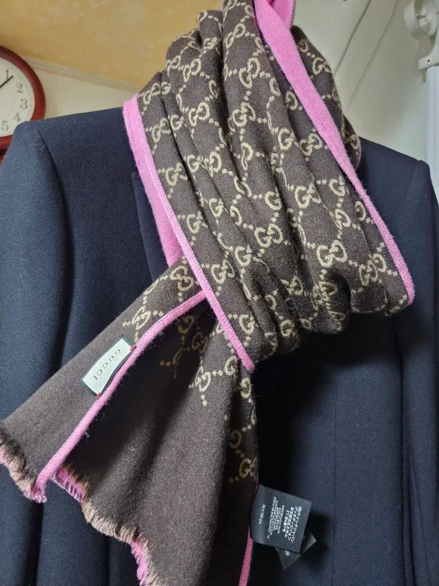 グッチ GG ロゴ ブラウン ピンク マフラー