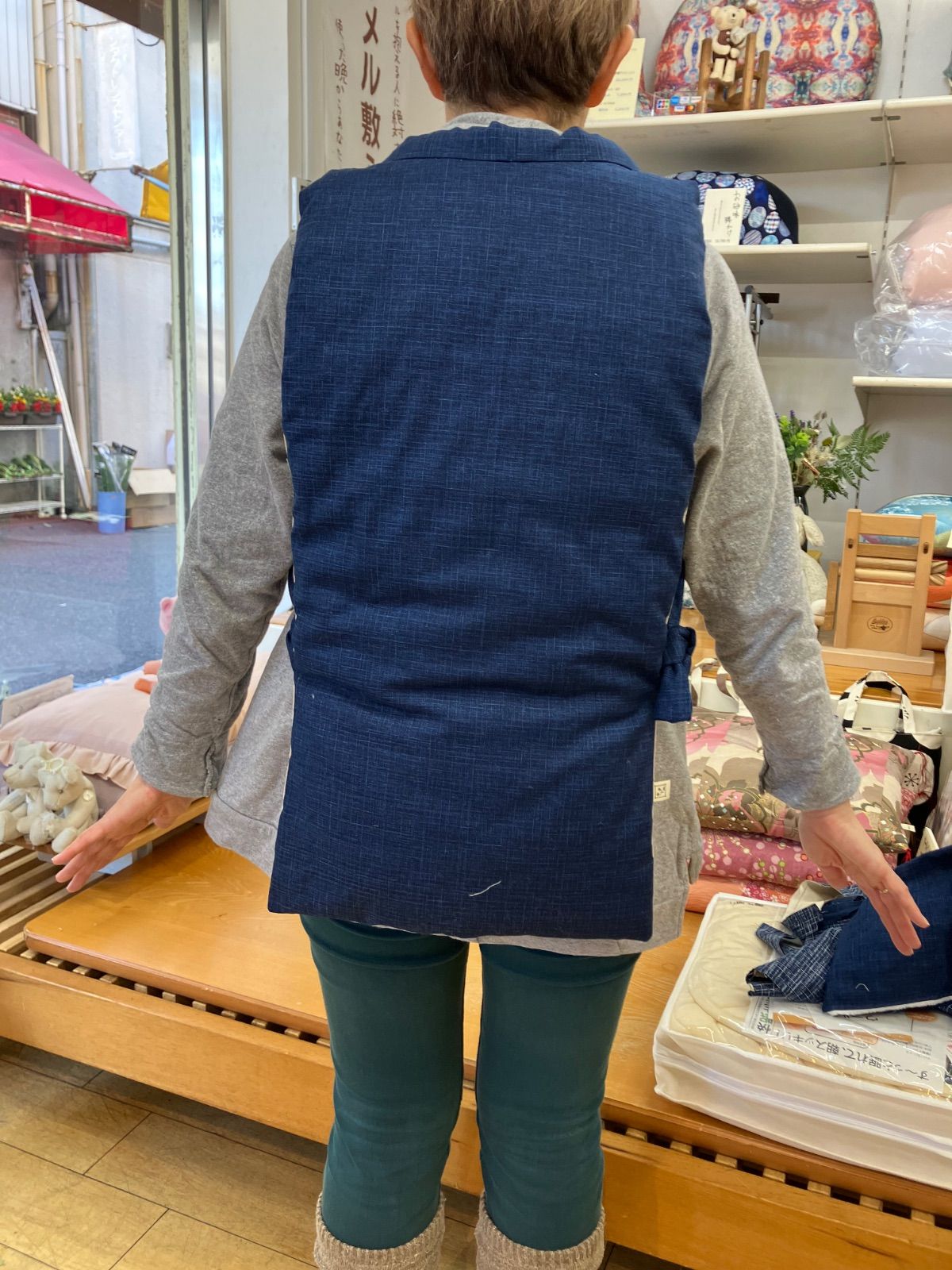 ねこはんてん（紺）背負い綿 軽量 防寒具 - メルカリ