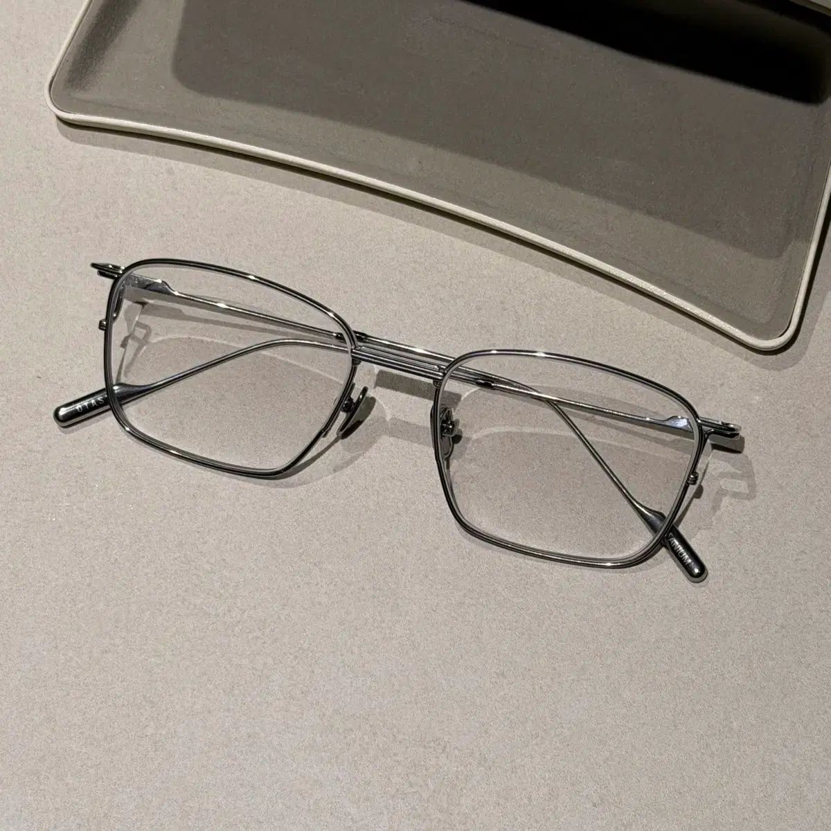 GENTLE MONSTER ジェントルモンスター OTRAS 02 メガネ