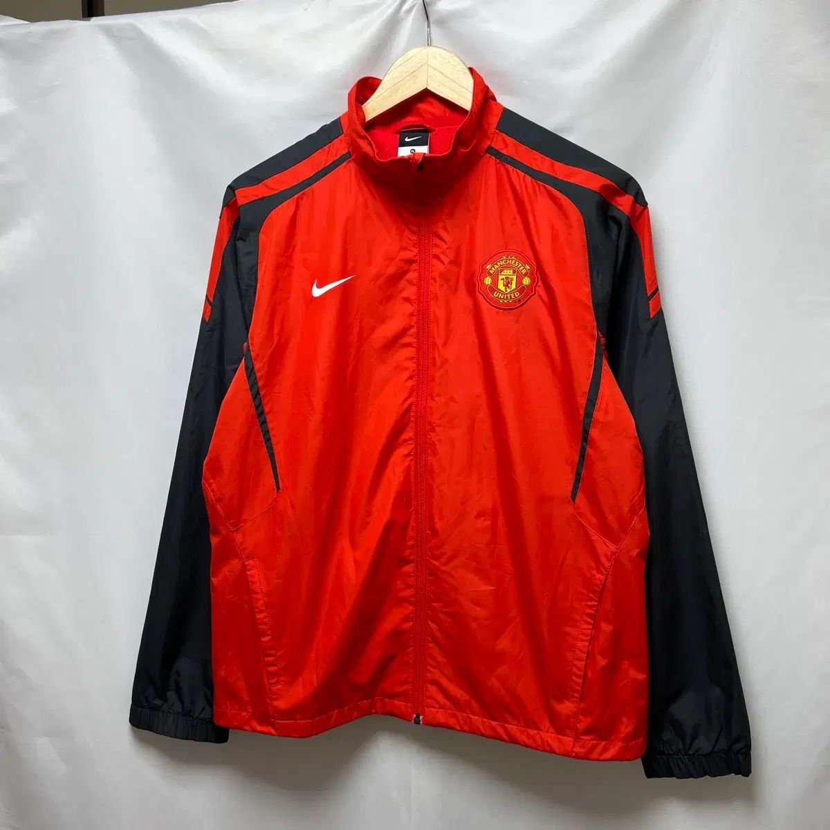 正規品/M NIKE マンチェスター・ユナイテッドFC 10-11 トレーナー