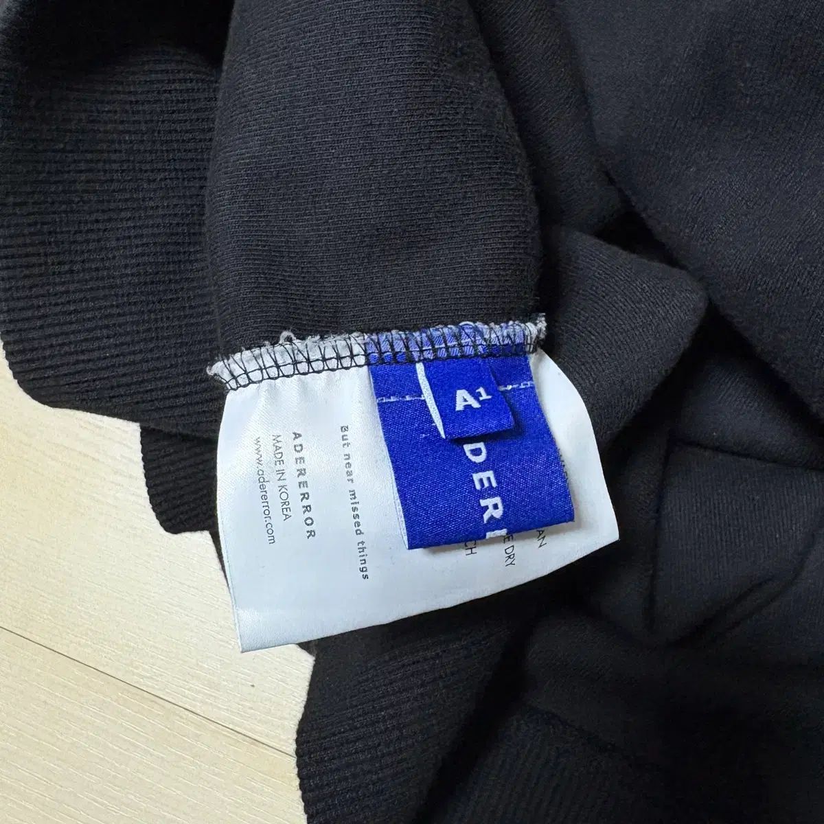 ADER ERROR ツインハート スウェット A1 - メルカリ