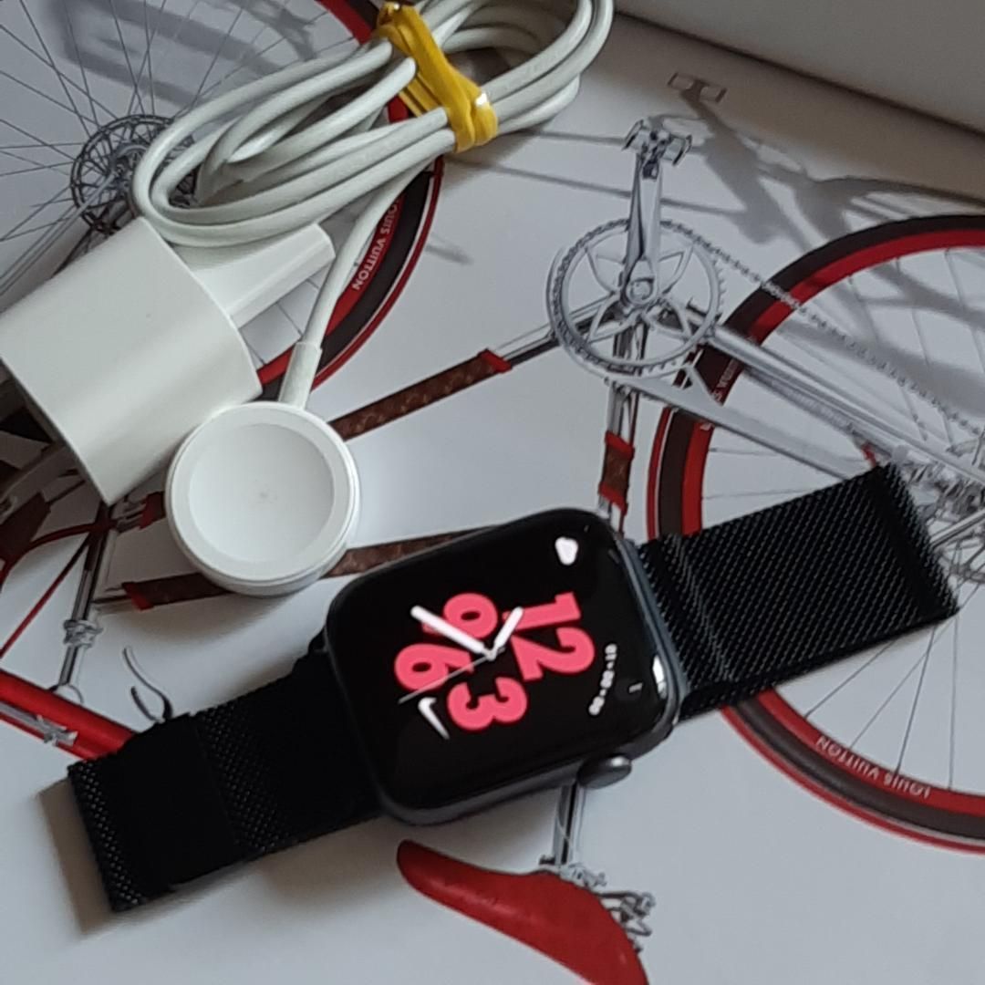 アップルウォッチ SE 44 mm Apple Watch PWC 09