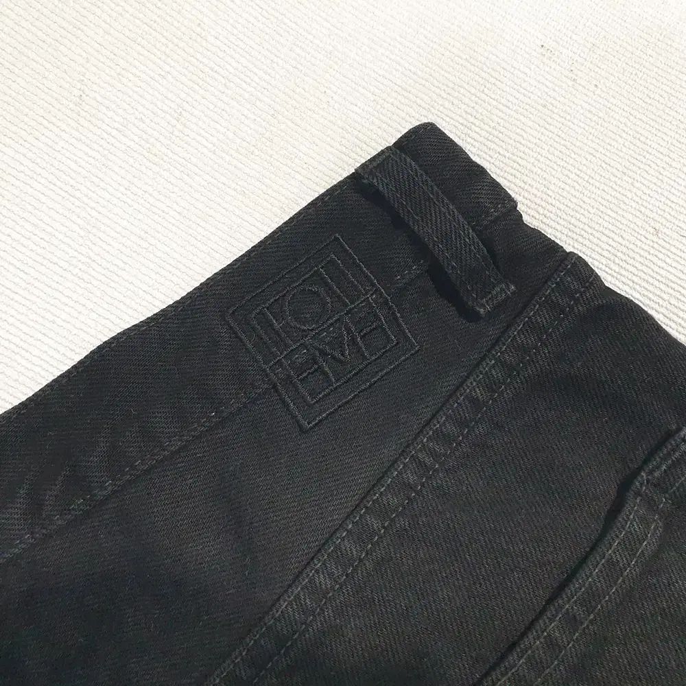  JJ 28953 Toteme トーテム ブラックジーン デニム 27 その他 デニム ジーンズ