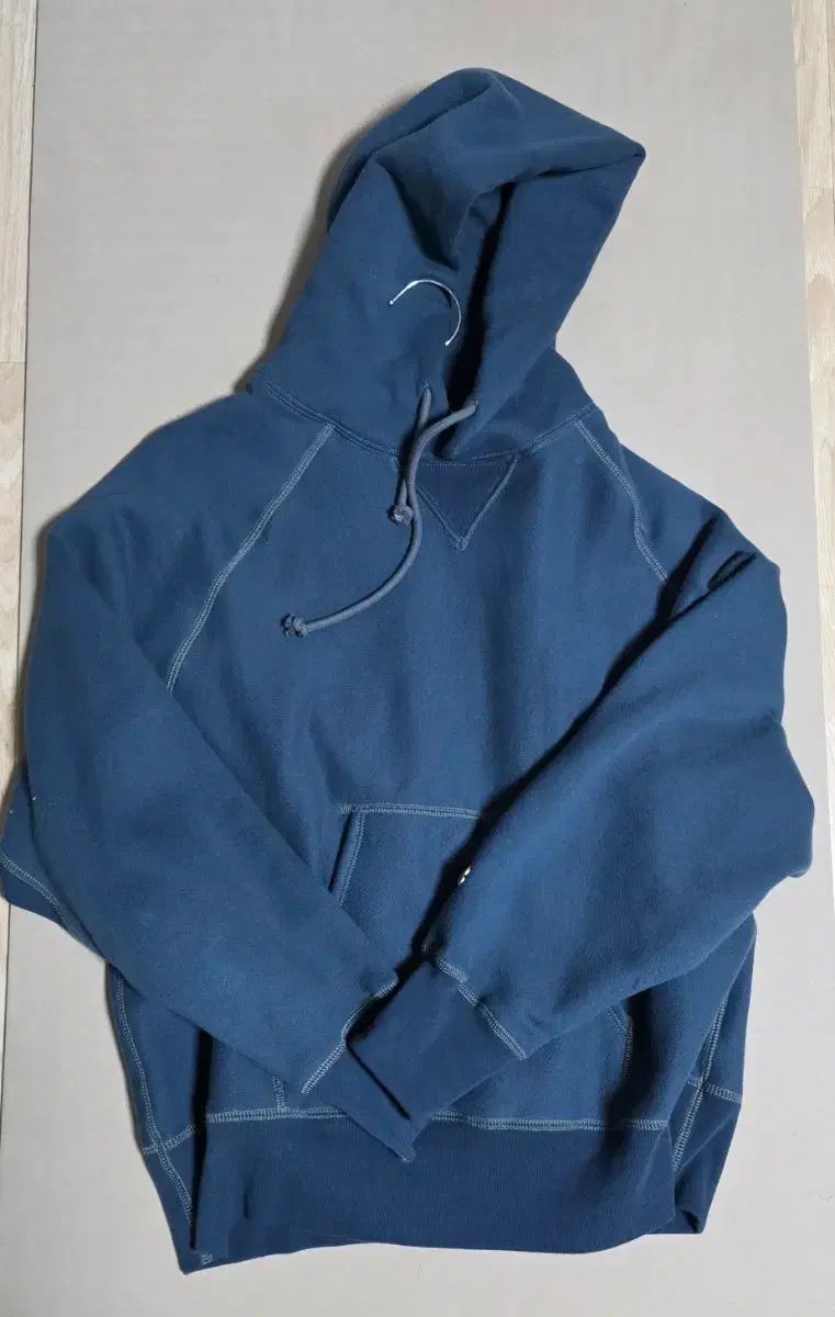 チャンピオン x カーキス クラブ フーディー ティント ネイビー Mサイズ