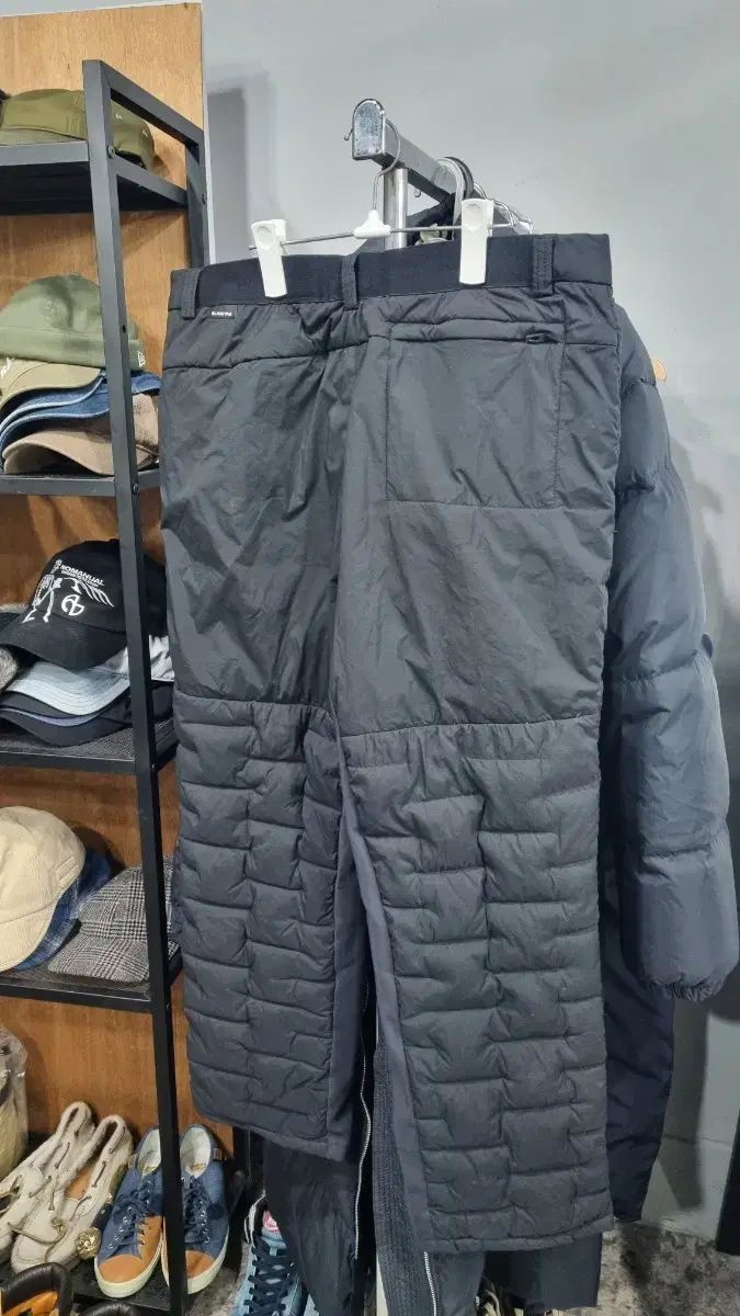  BLACK YAK ブラックヤク グースダウン ダウンパンツ ウエスト34 丈95 状態良し その他 アウター