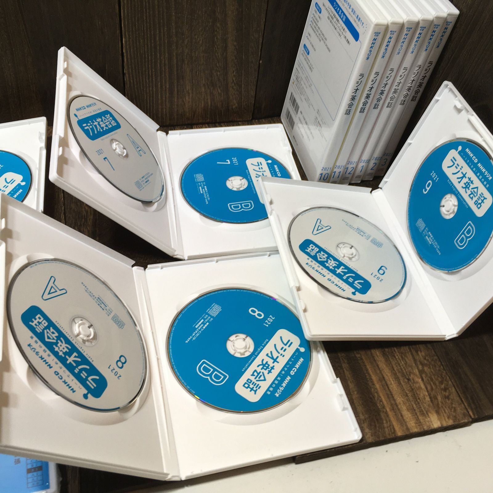 NHKラジオ ラジオ英会話 2021年 CD付き セット - メルカリ