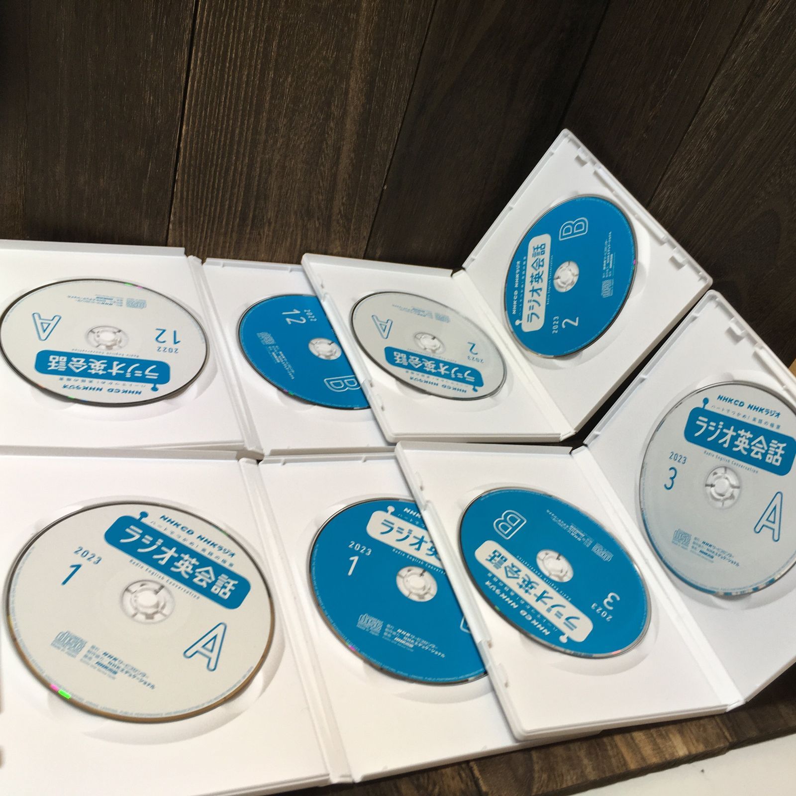 NHKラジオ ラジオ英会話 2022年 CD付き セット - メルカリ
