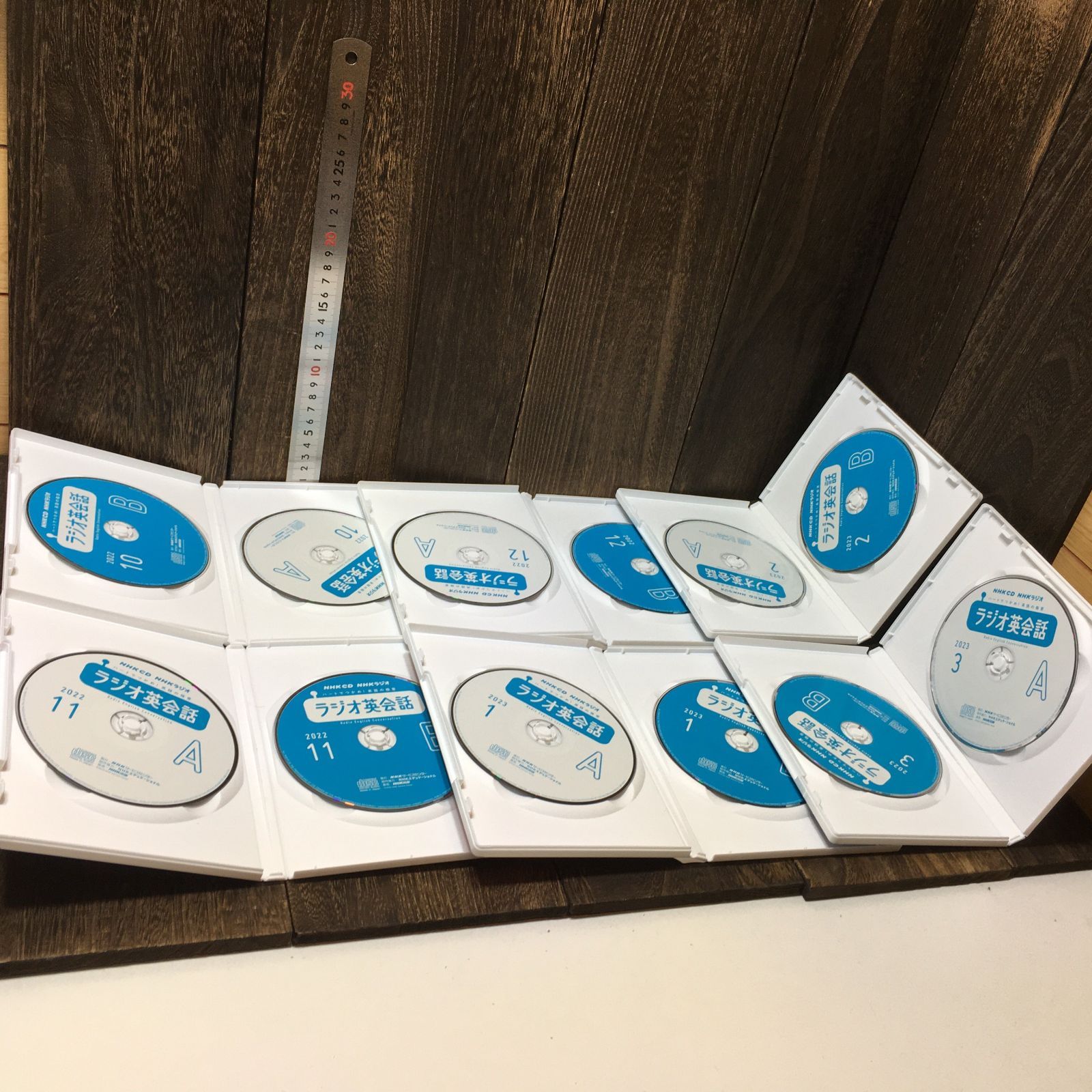 NHKラジオ ラジオ英会話 2022年 CD付き セット - メルカリ