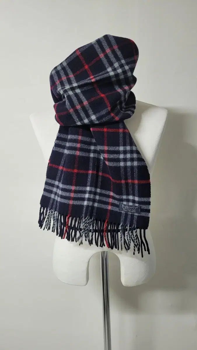 Burberrysバーバリー 90 s ネイビー ノヴァチェック ラムウール マフラー