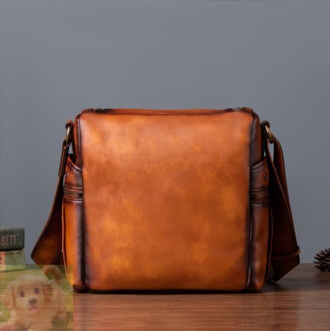 職人手作りヌメ革 メンズショルダーバッ グ メッセンジャーバック 斜