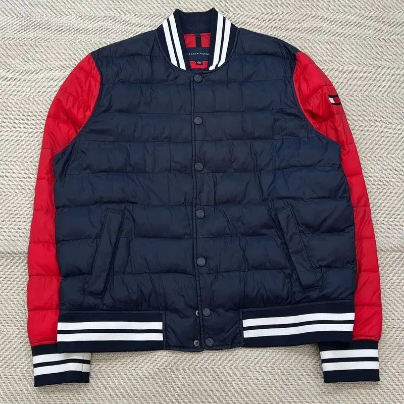 トミーヒルフィガー スタジャン パデッド ジャケット r 2700