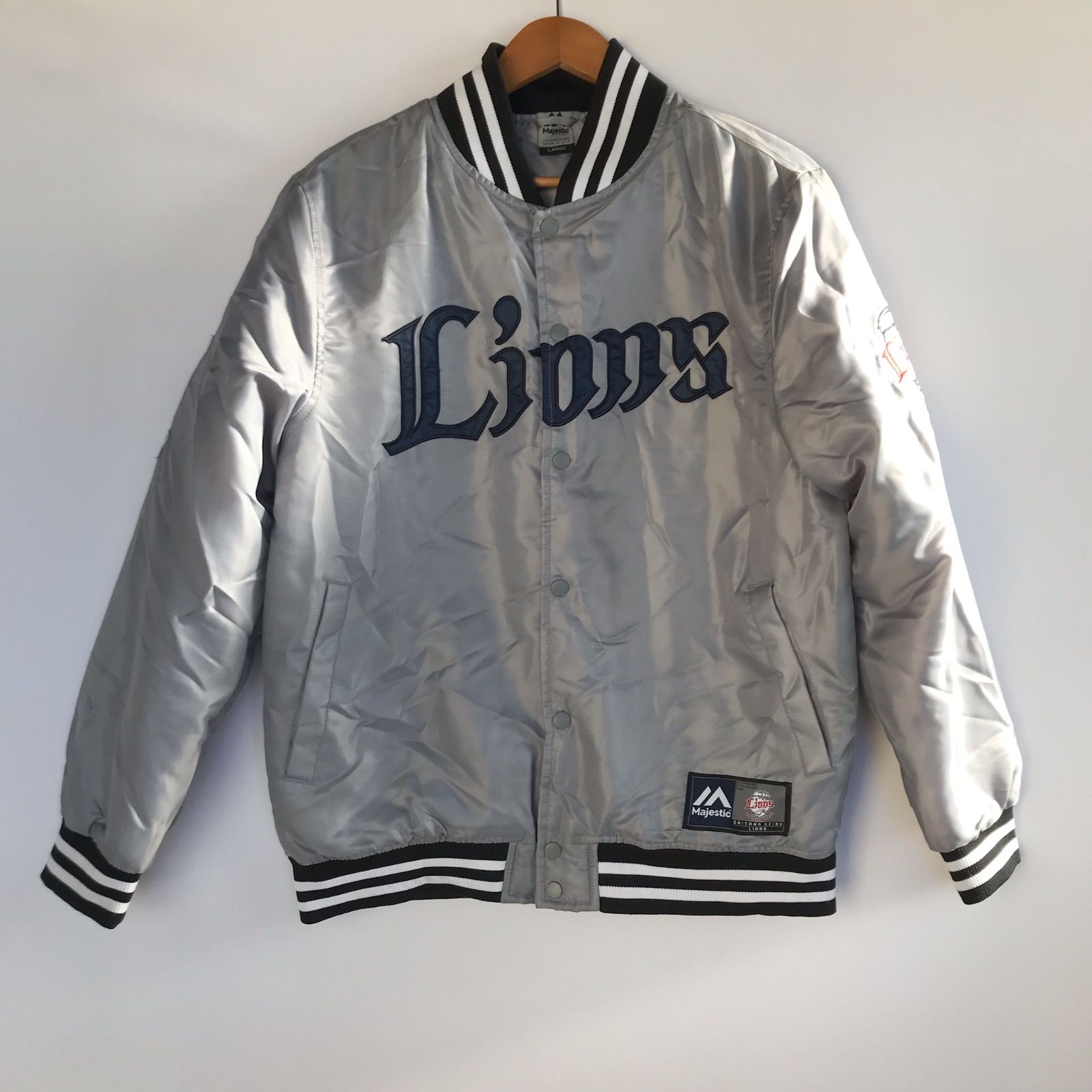 Majestic 埼玉西武ライオンズ スタジャン メンズ L シルバー