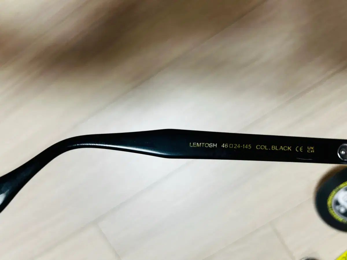 MOSCOT モスコット