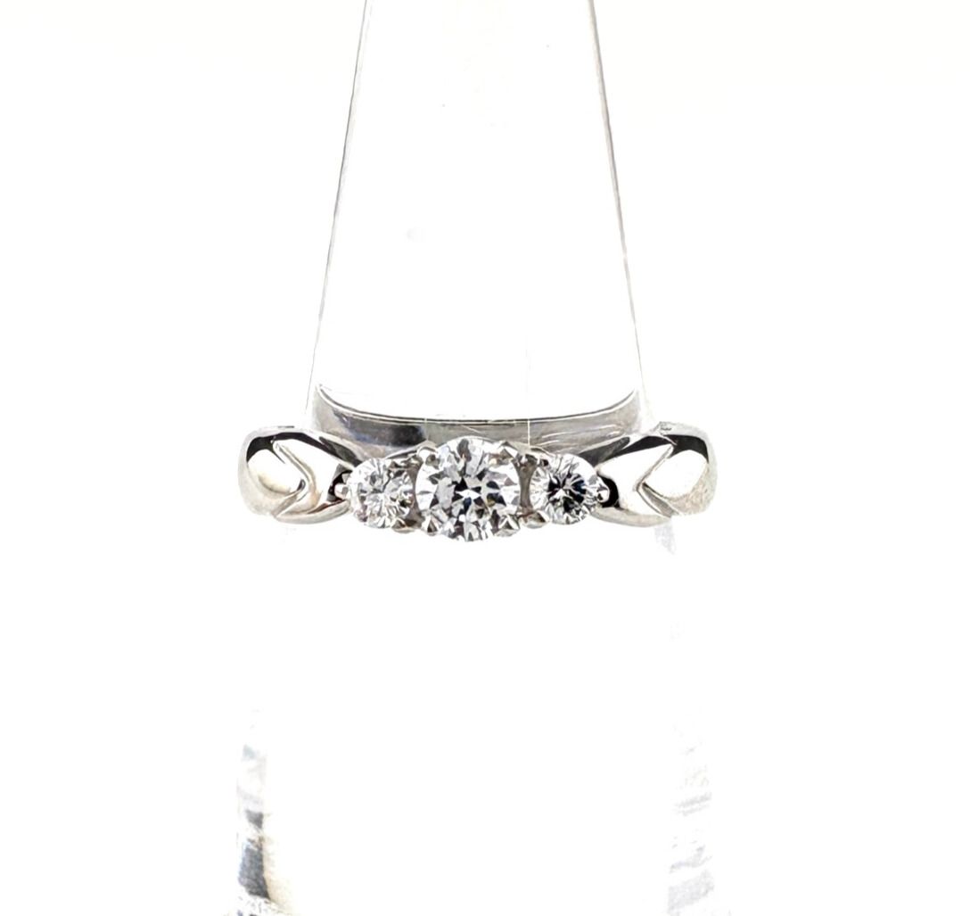 ダイヤモンド デザインリング プラチナ 指輪 メレダイヤ リング 8号 Pt 900 レディース