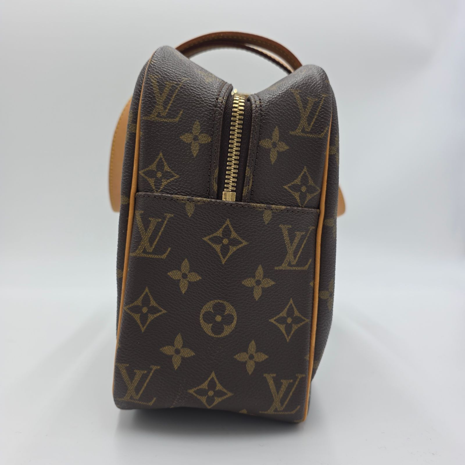 LOUIS VUITTON ルイヴィトン モノグラム シテGM 肩掛け可 トートバッグ
