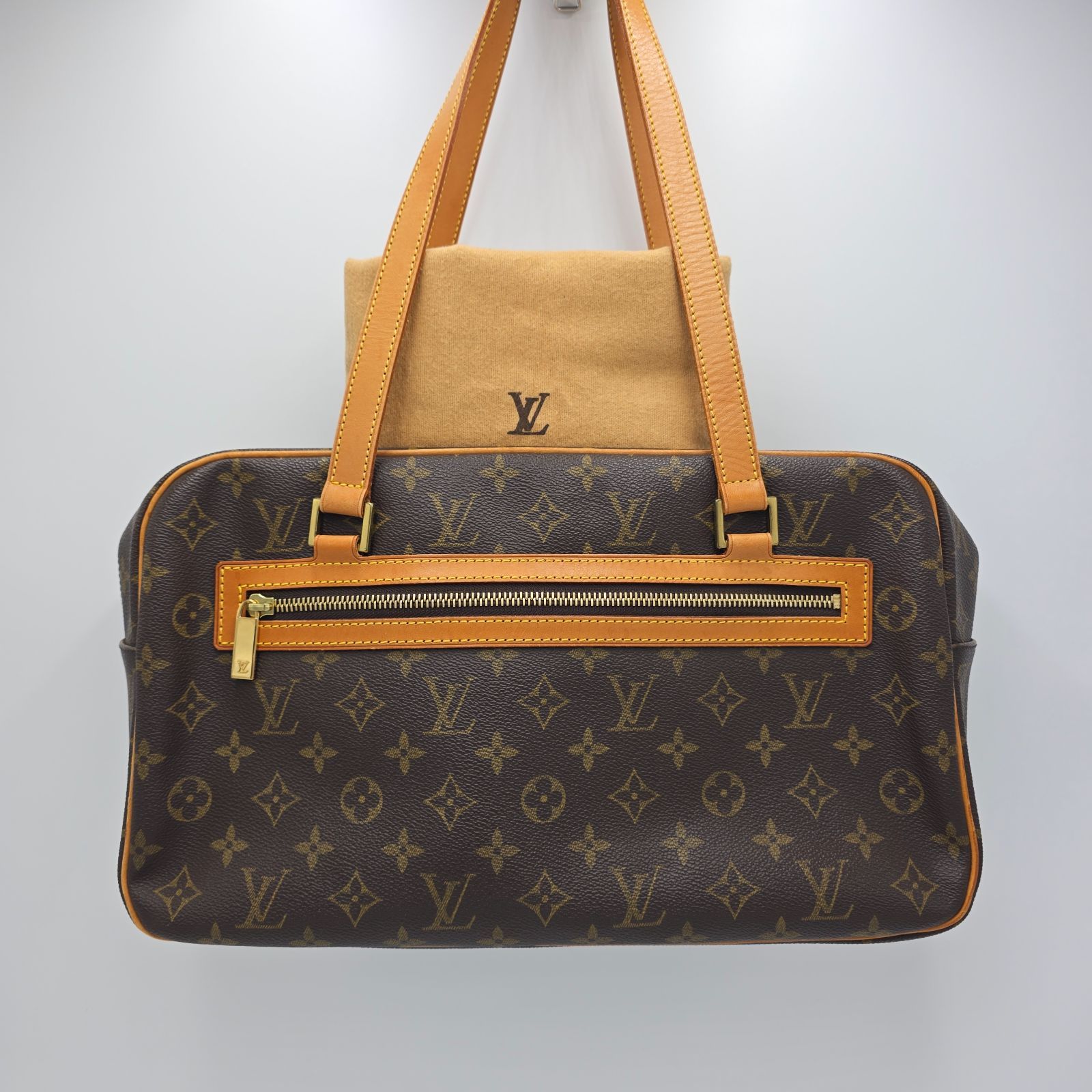 LOUIS VUITTON ルイヴィトン モノグラム シテGM 肩掛け可 トートバッグ