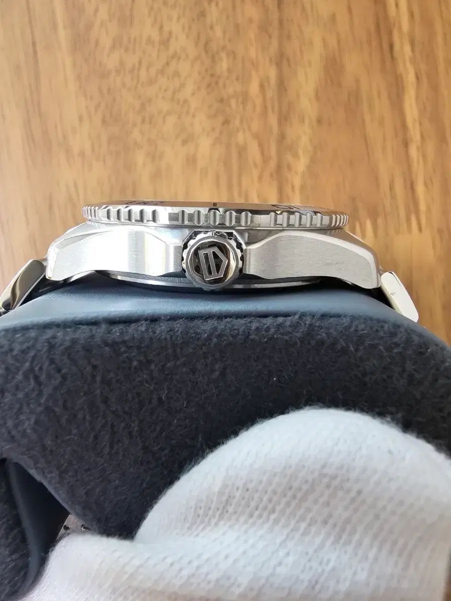 アクアレーサー