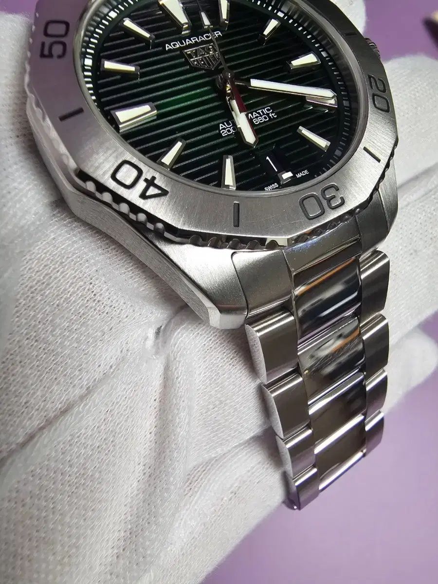  TAG Heuer タグ ホイヤー アクア 레이서 200 40mm オート 時計 グリーン 薄手ニット 自動巻き時計 腕時計(アナログ)
