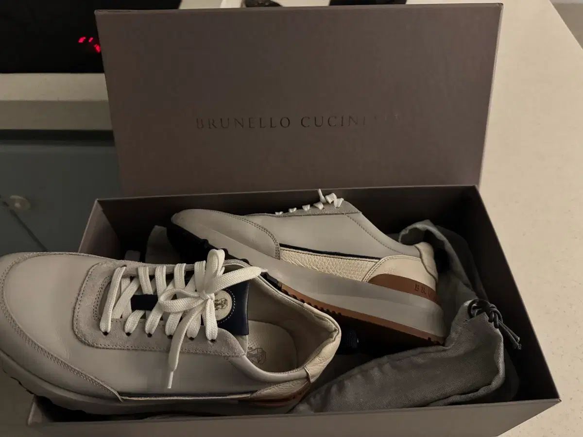 ブルネロ クチネリ スニーカー 40