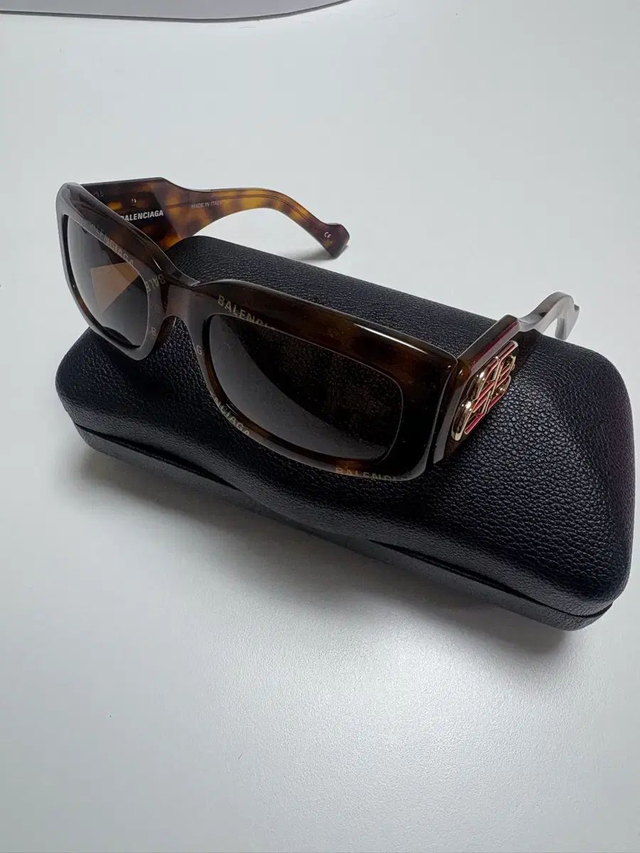  バレンシアガ GD サングラス レオパードバージョン サングラス 小物