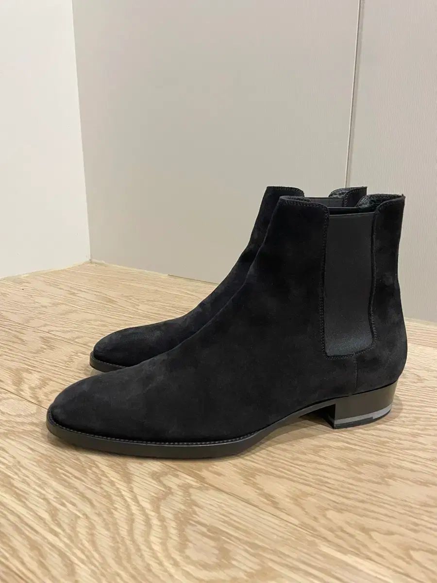 Saint Laurent サンローラン 30 スウェード チェルシー ブーツ 41