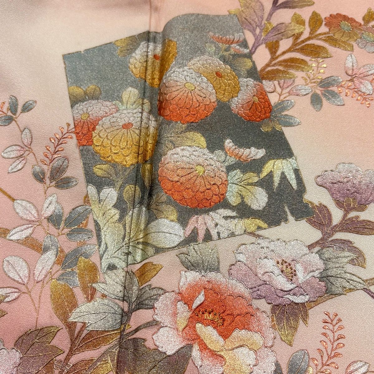 付下げ 身丈160.5cm 裄丈67cm M 袷 和田光正 落款 色紙 枝花 金銀彩