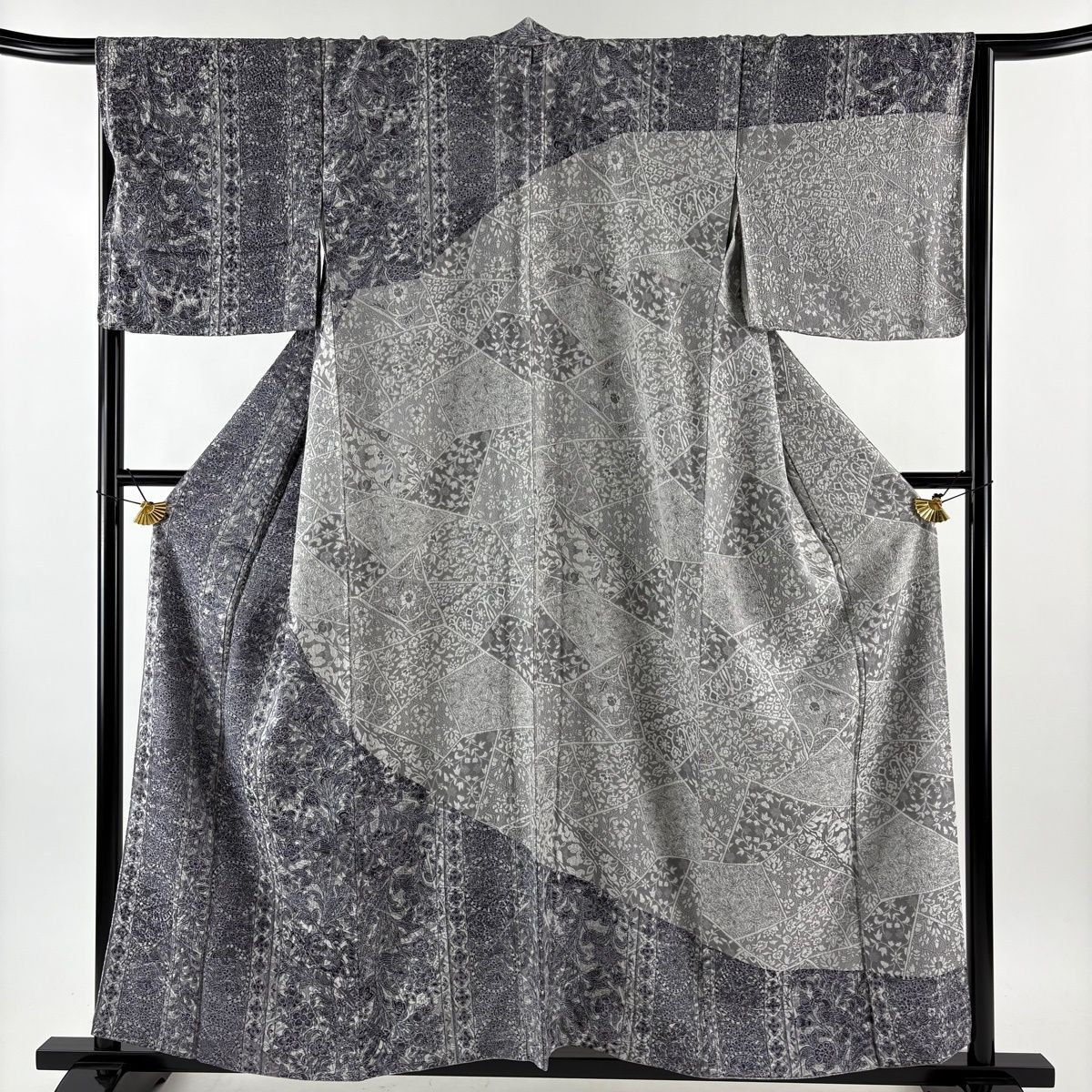 訪問着 身丈158 cm 裄丈66 5 M 袷 草花 連珠文 紋意匠 灰紫 正絹 名品