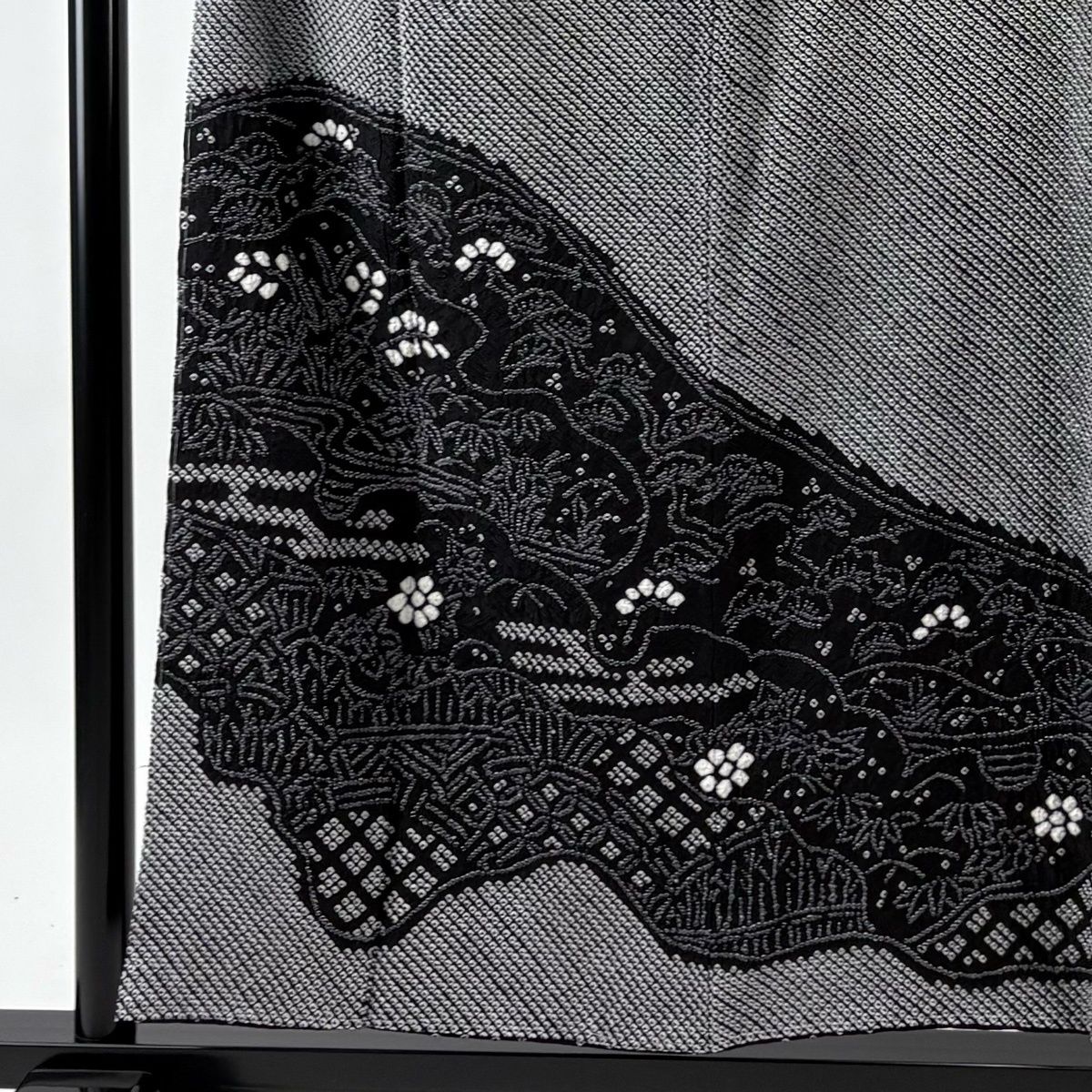 訪問着 身丈155 5 cm 裄丈61 S 袷 松 草花 絞り 黒 正絹 名品