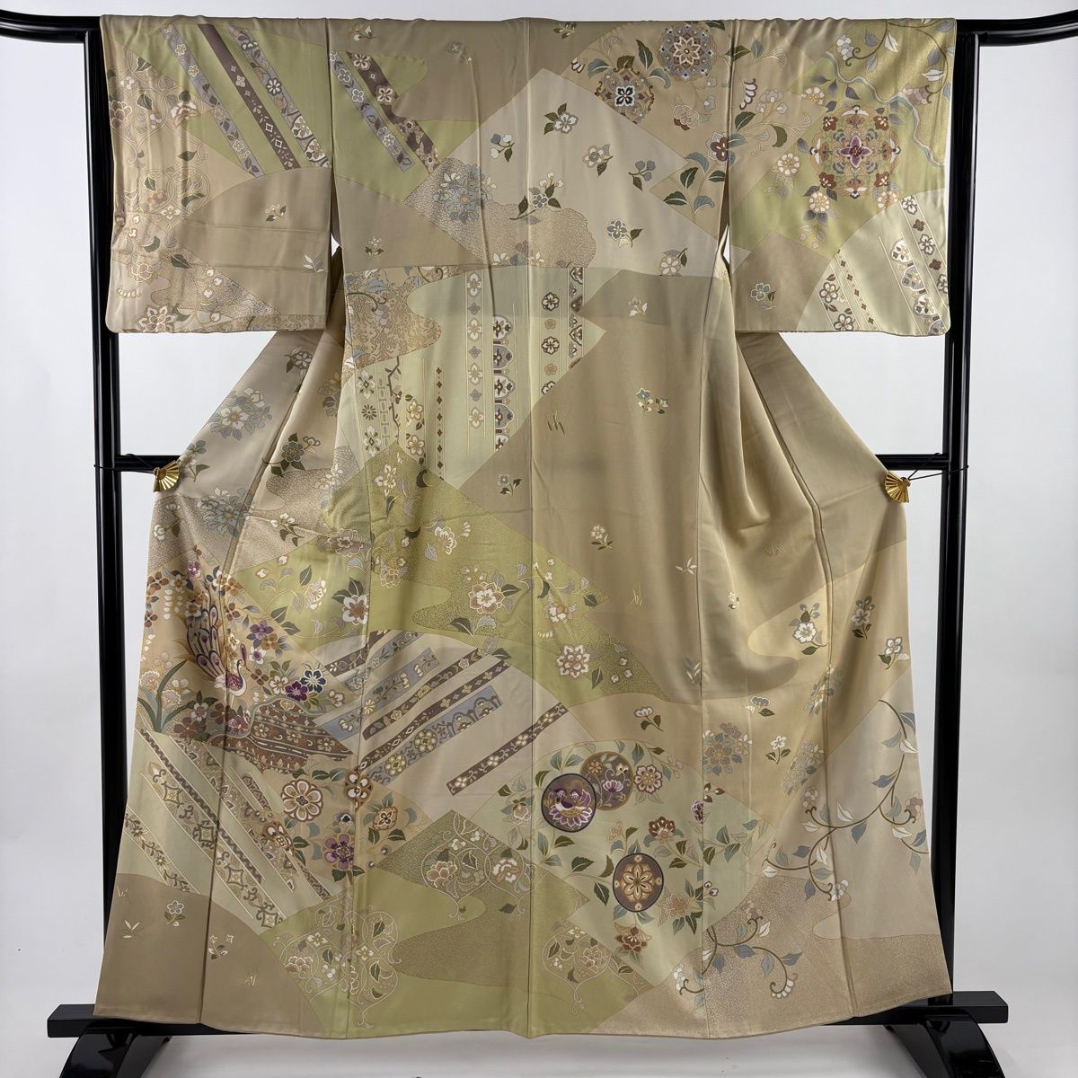 訪問着 身丈159 5 cm 裄丈63 S 袷 孔雀 草花 刺繍 金糸 灰茶 正絹 秀品