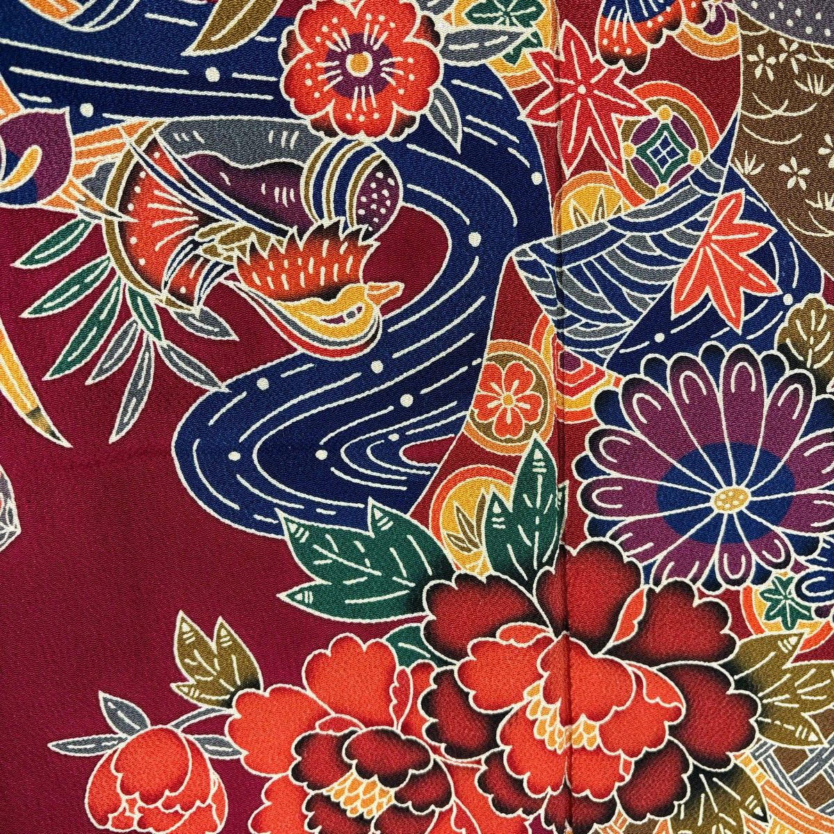  振袖 身丈163 cm 裄丈67 5 L 袷 草花 鴛鴦 縮緬 えんじ色 正絹 名品 振袖 着物