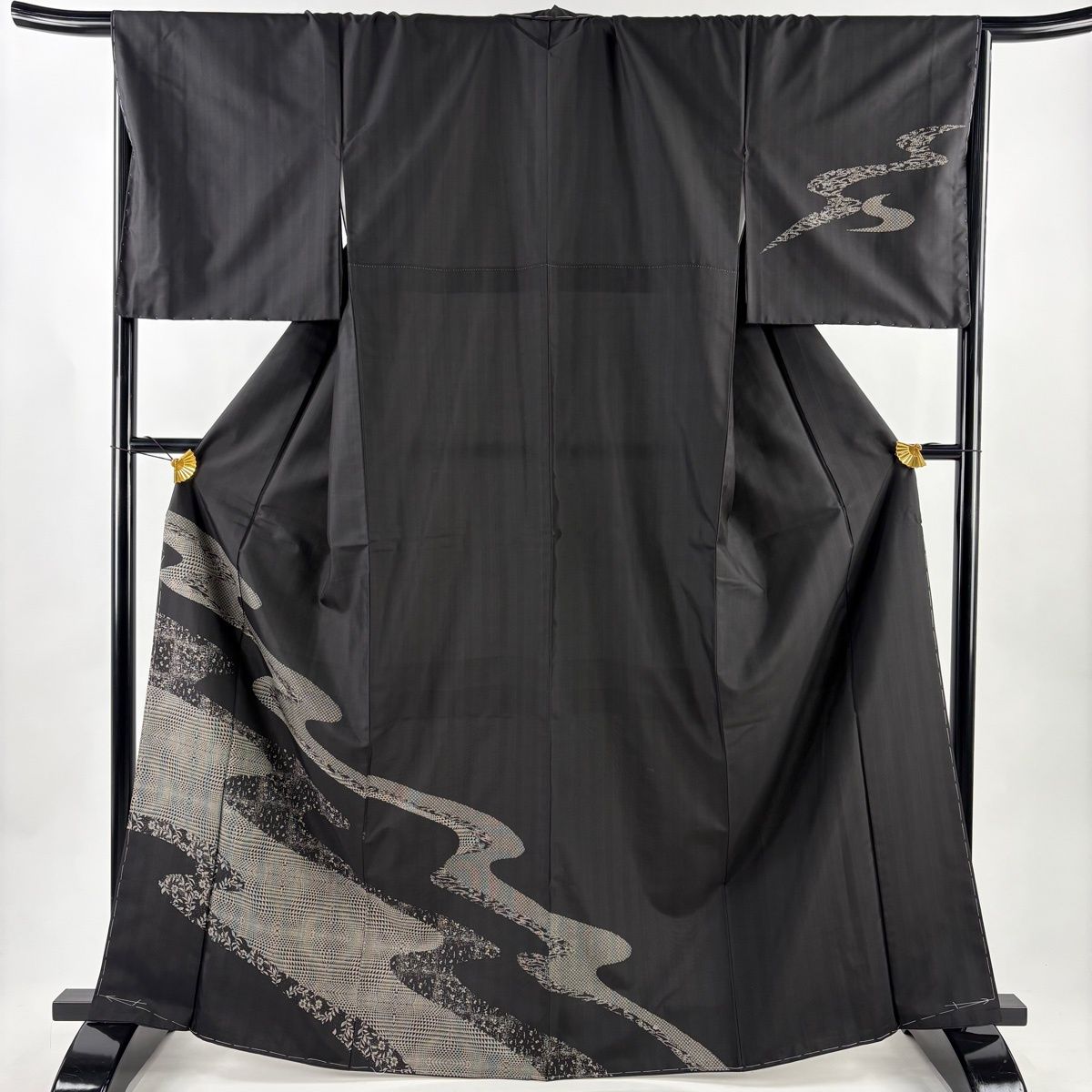 訪問着 身丈166 5 cm 裄丈68 L 袷 紬地 霞 枝花 墨色 正絹 名品