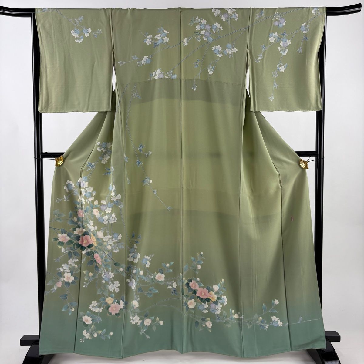 訪問着 身丈162 cm 裄丈66 M 袷 落款 椿 枝垂れ桜 ぼかし 薄緑 正絹 名品